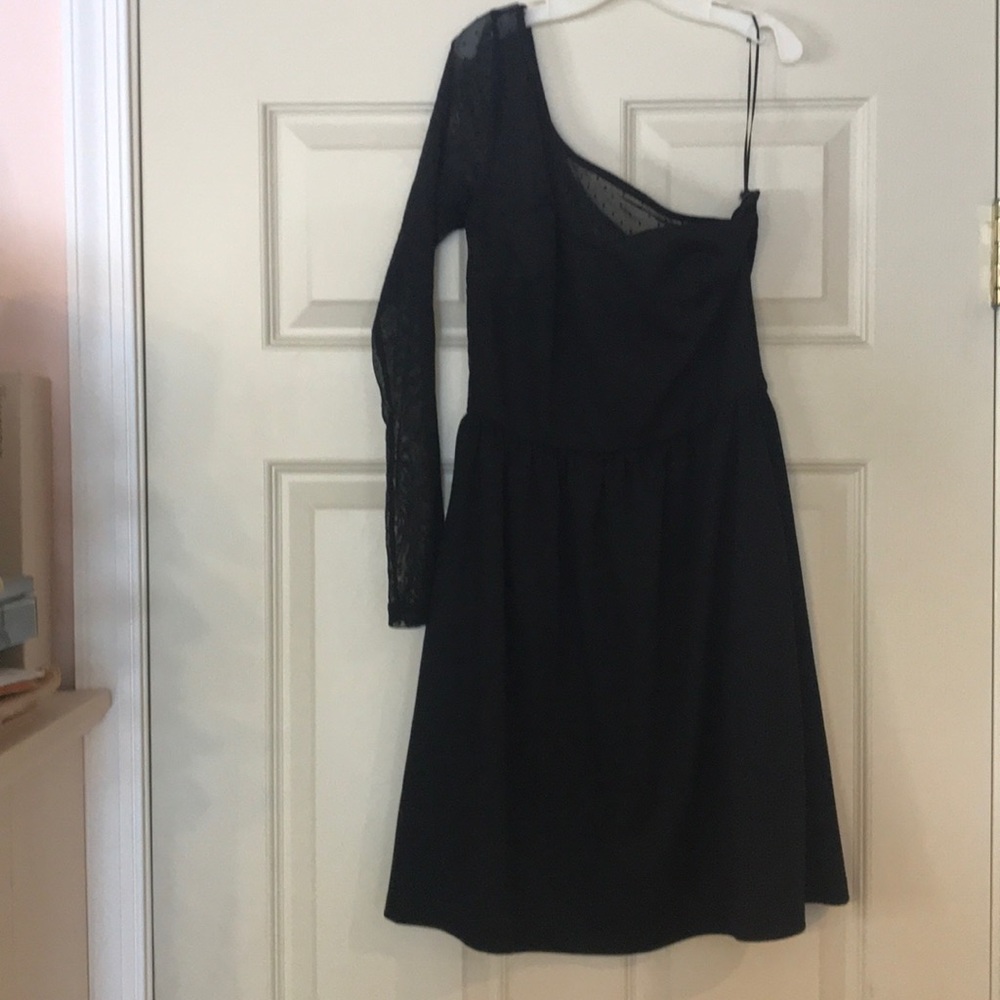 One shoulder black dress from Zara, size M, great condition